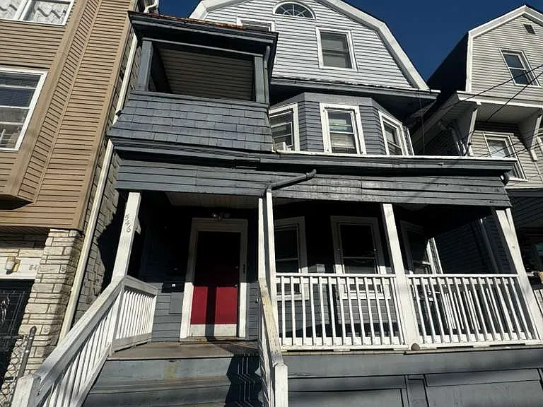 546 Valley Rd #3 — Photo 1