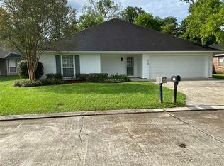 406 Tanglewood Dr, Houma, LA 70364