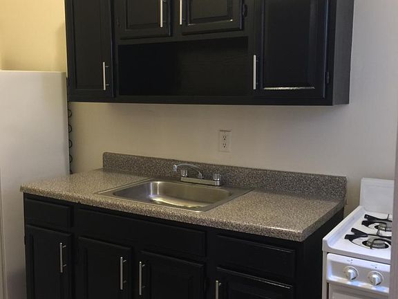 4th image of 40 Lenox Ave APT 408
