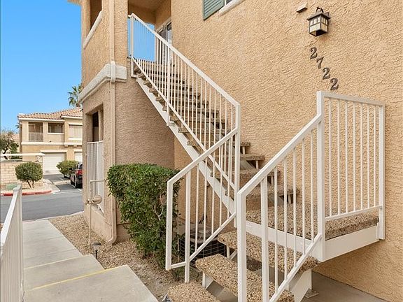 3rd image of 251 S Green Valley Pkwy Unit 2722