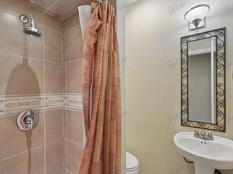 4710 Wateka Dr — Photo 17