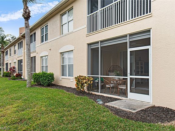 3rd image of 15041 Bridgeway Ln APT 1001