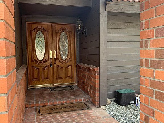 Double door front entry