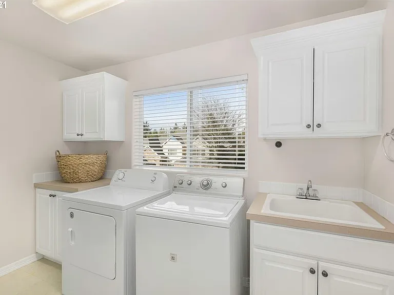 9272 NW Murlea Ln #OR97229 — Photo 18