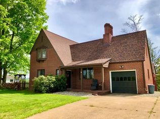 329 Parkersburg Rd, Spencer, WV 25276