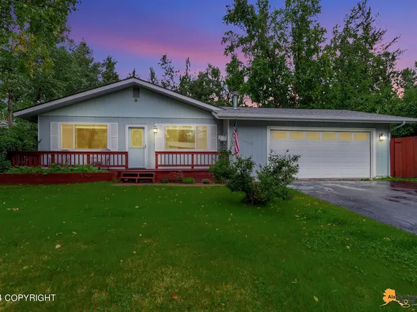 19529 Pribilof Loop, Eagle River, AK 99577