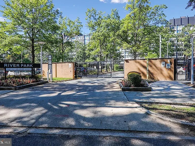1301 Delaware Ave SW #N216 — Photo 4