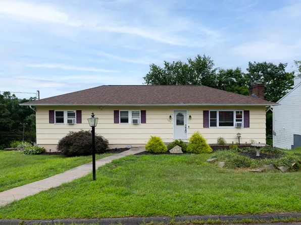 104 Carey Avenue, Meriden, CT 06451