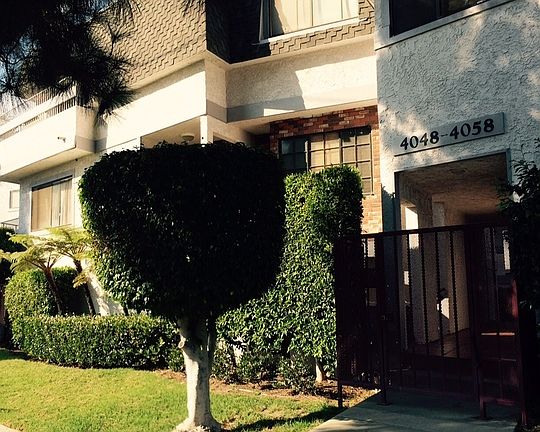 4th image of 4048 Jackson Ave