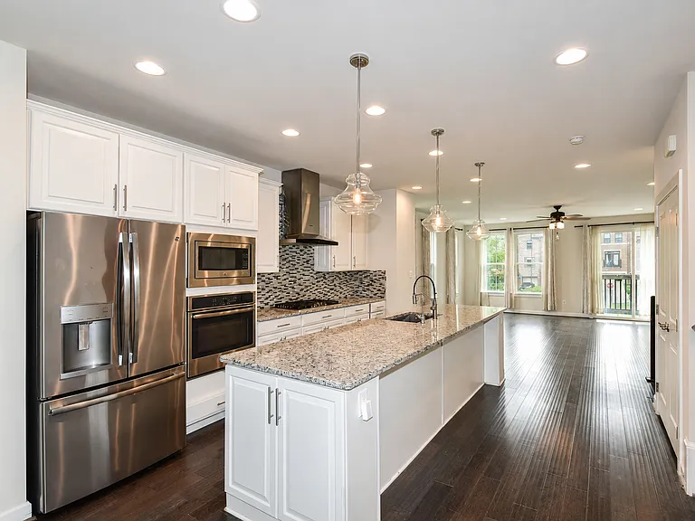 3171 Virginia Bluebell Ct — Photo 29