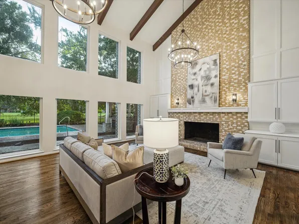 462 Old Hickory Drive, Conroe, TX 77302