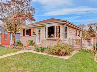 4938 N 90th St, Milwaukee, WI 53225