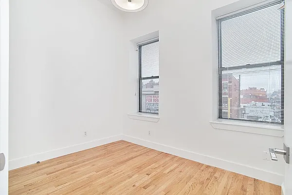 Rented by REAL New York | media 14