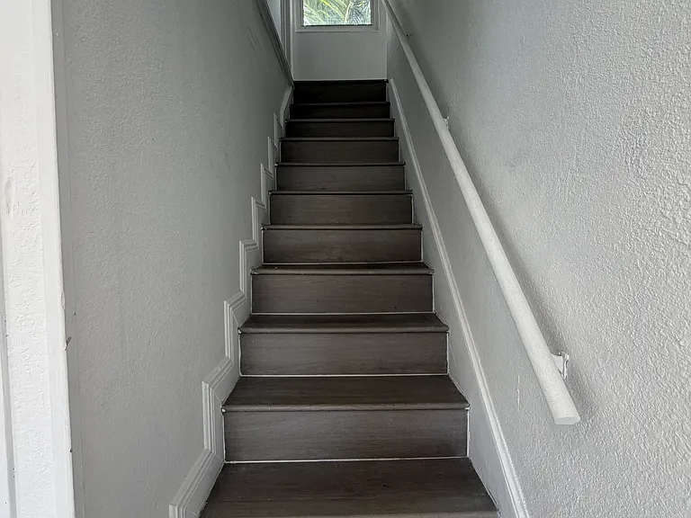 1968 NW 24th Ave #3-2 — Photo 8