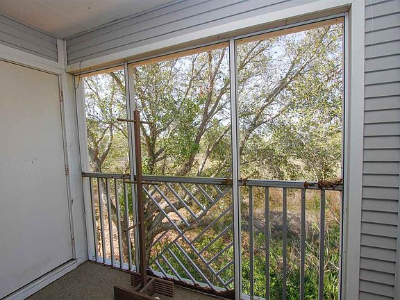 2nd image of 23203 Harbour Vista Cir