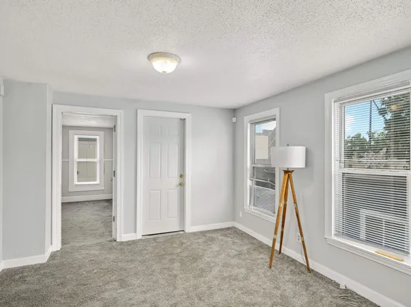 1060 Arcade St, Saint Paul, MN 55106