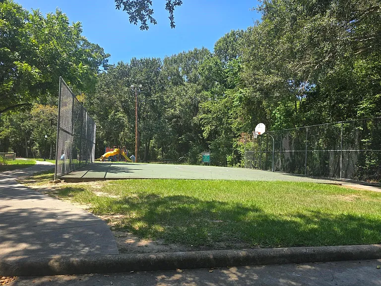 600 Hilliard St #2 — Photo 21