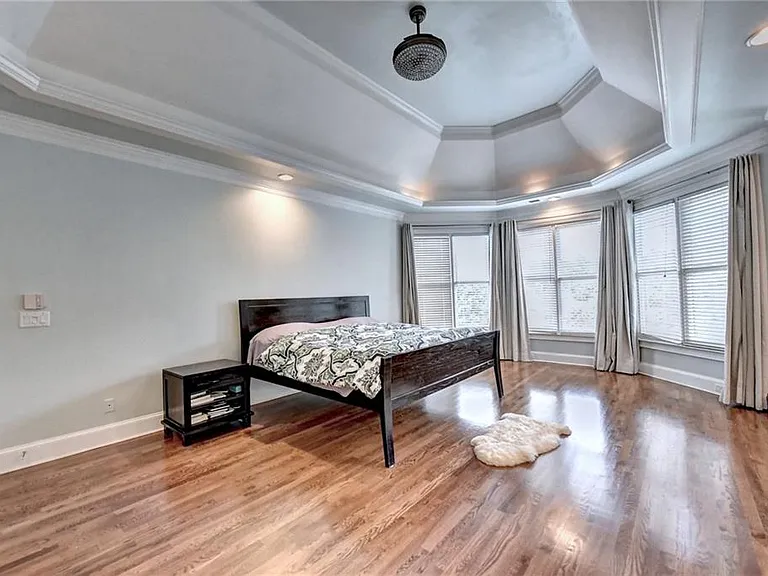 645 Falls Bay Ct — Photo 50
