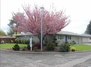 688 N Birch St, Canby, OR 97013