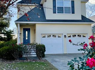 823 Harbor Place Dr, Charleston, SC 29412