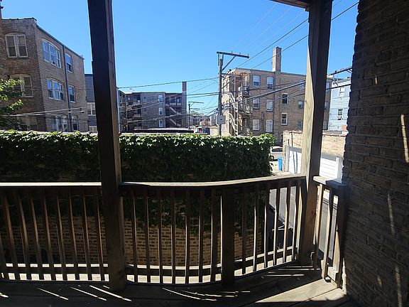 5th image of 2245 W Rosemont Ave #1N
