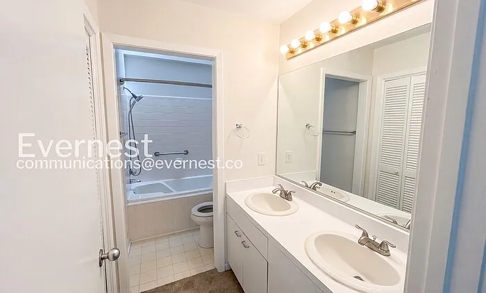 1202 Cleburne Ave NE #3 — Photo 10