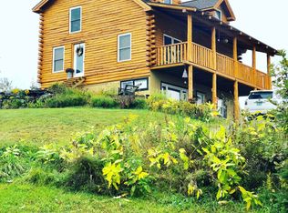 1807 Bricketts Crossing Rd, Cabot, VT 05647