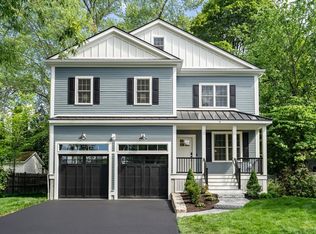 6 Manning St, Lexington, MA 02420