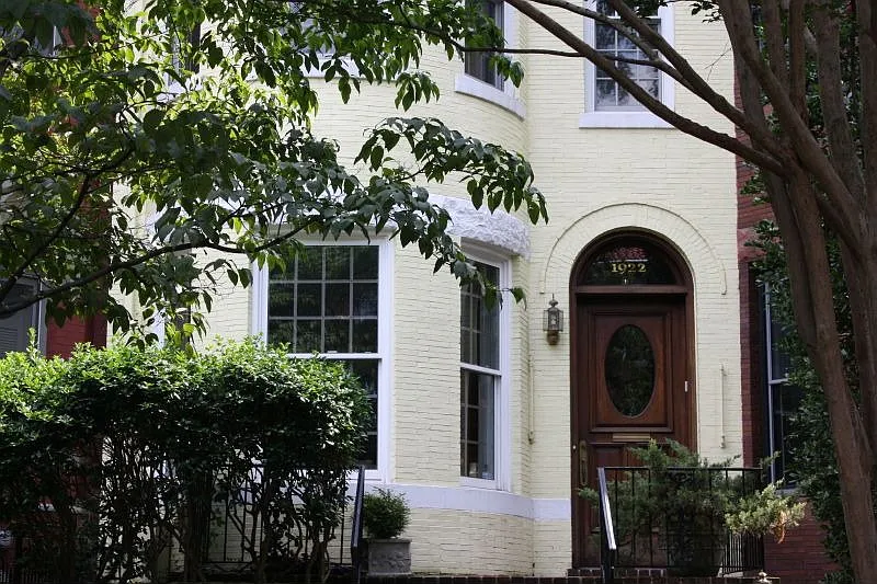 1922 Biltmore St NW