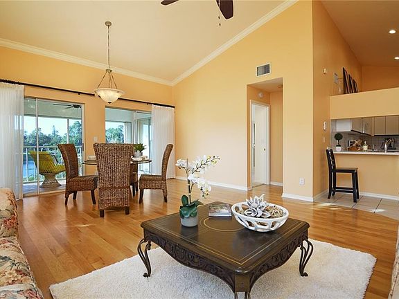 2nd image of 2111 Tama Cir #5-201