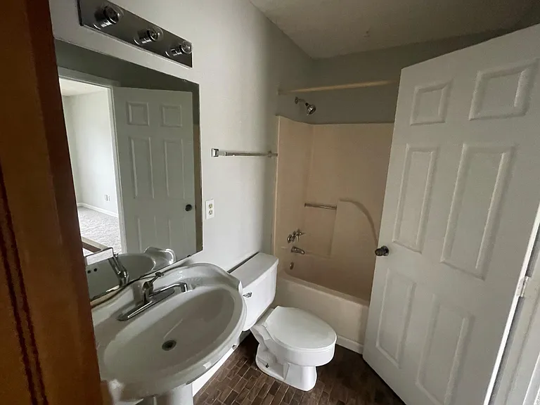5 Pam Ct #2 — Photo 11