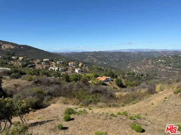 20266 Reigate Rd, Topanga, CA 90290