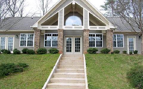 1st image of 103 N Hidden Lake Dr