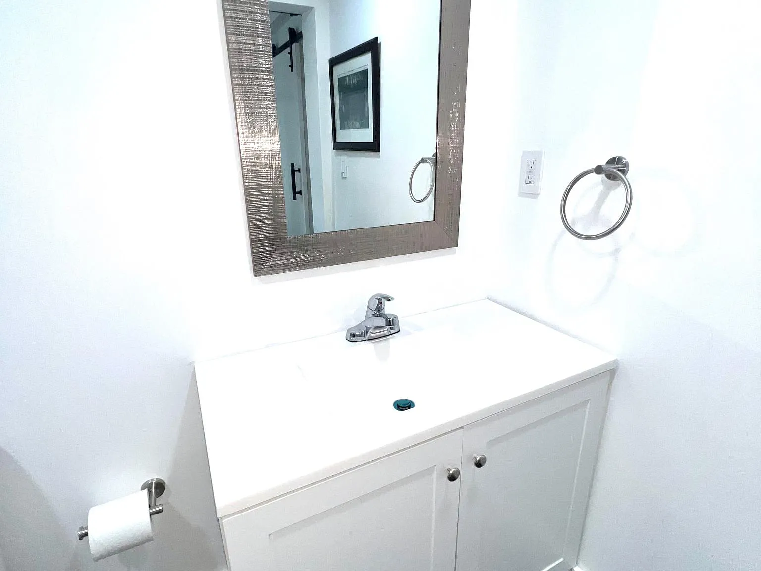 57 NW 48th Pl — Photo 3