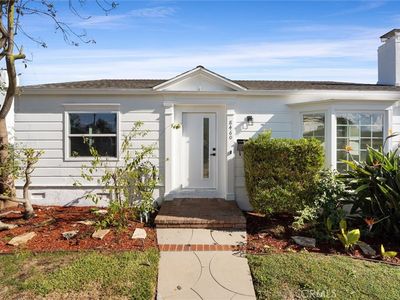 8460 Truxton Ave, Los Angeles, CA, 90045