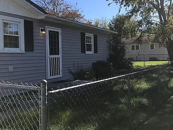 3rd image of 54 Francis St