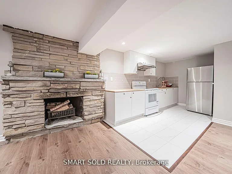 120 Abbeywood Trl — Photo 25