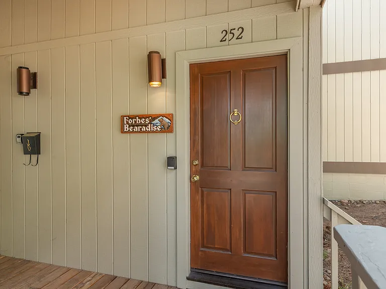 1001 Commonwealth Dr #252 — Photo 2