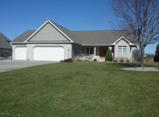 2821 Seth Raynor Pl, Vicksburg, MI 49097