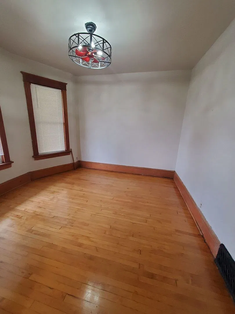 1322-1322A W Hopkins St. - Duplex — Photo 4