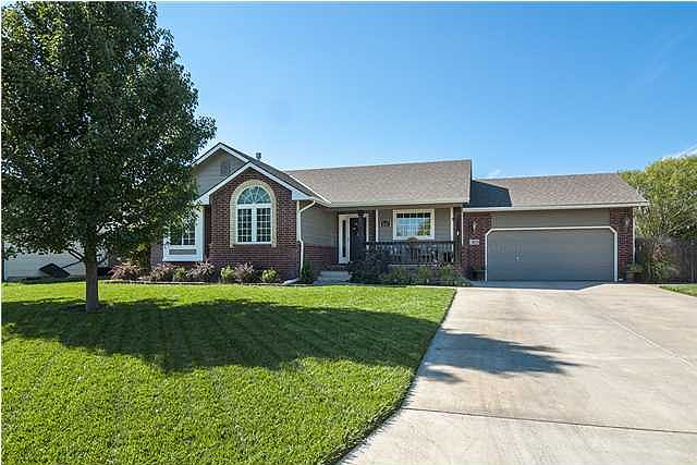 1st image of 2817 N Stoney Brook Ln