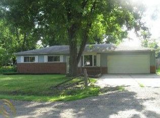 39410 Long St, Harrison Township, MI 48045