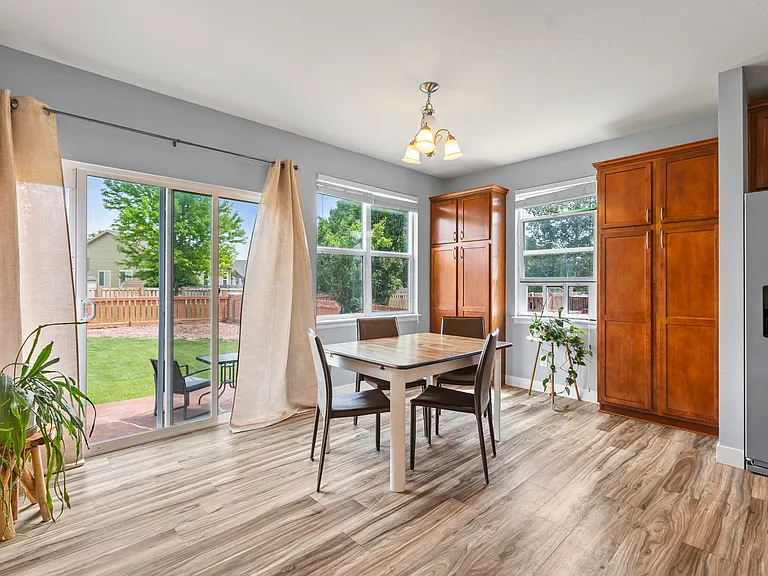 1552 Edenbridge Dr — Photo 9