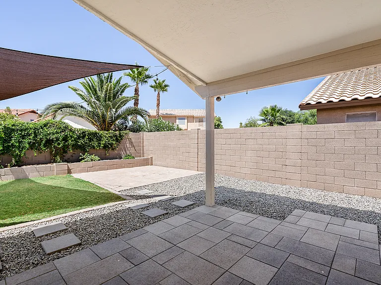 7936 W Taro Ln — Photo 31