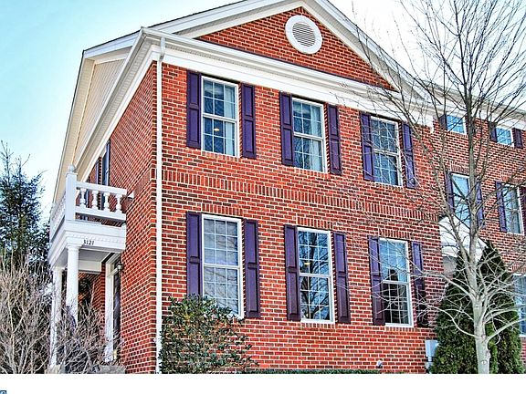 2nd image of 3121 W Brighton St