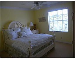 4th image of 16926 Knightsbridge Ln