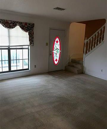 2nd image of 1193 Rivercrest Dr