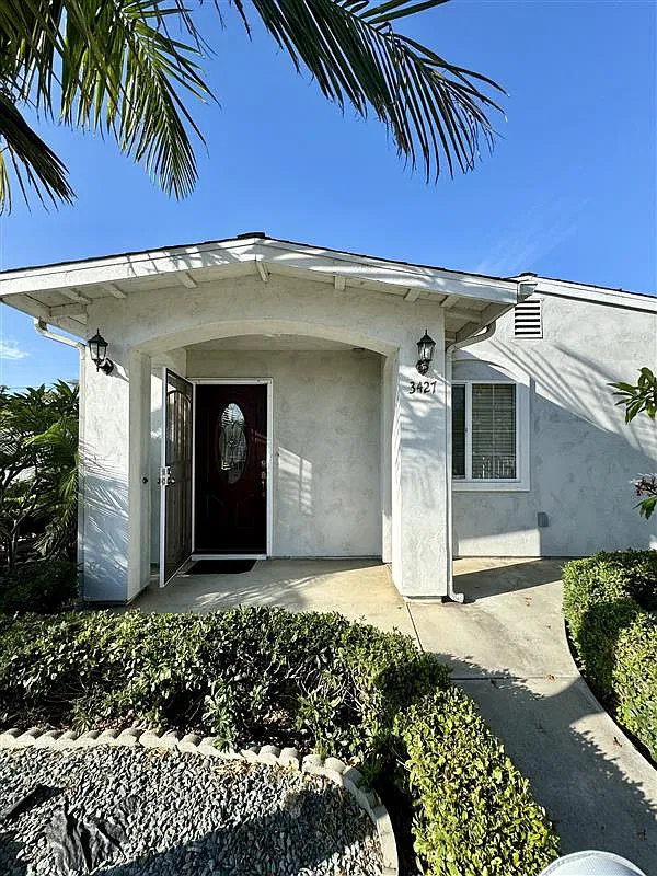 Luna Ave, San Diego — Photo 1