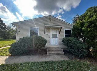 2112 J St SW, Cedar Rapids, IA 52404