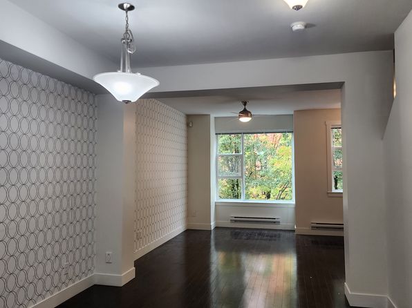 3 bedroom rental in Coquitlam — photo 9